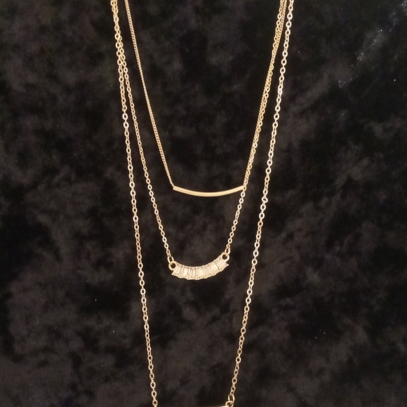 Stephan & Co. Nordstroms 3 layer gold tone necklaces. Nwt bonus bangle. - Picture 9 of 10